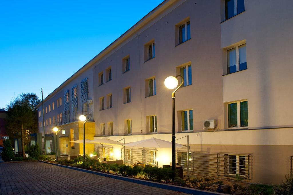 Brojan Hotel Jaworzno Exterior foto